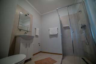 Апарт-отели Elis Residence Клуж-Напока Двухместный номер с 1 кроватью и собственной ванной комнатой-4