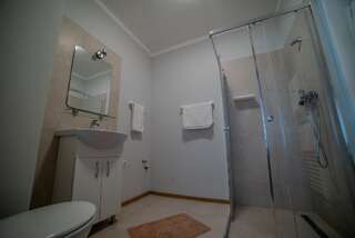 Апарт-отели Elis Residence Клуж-Напока Двухместный номер с 1 кроватью и собственной ванной комнатой-12